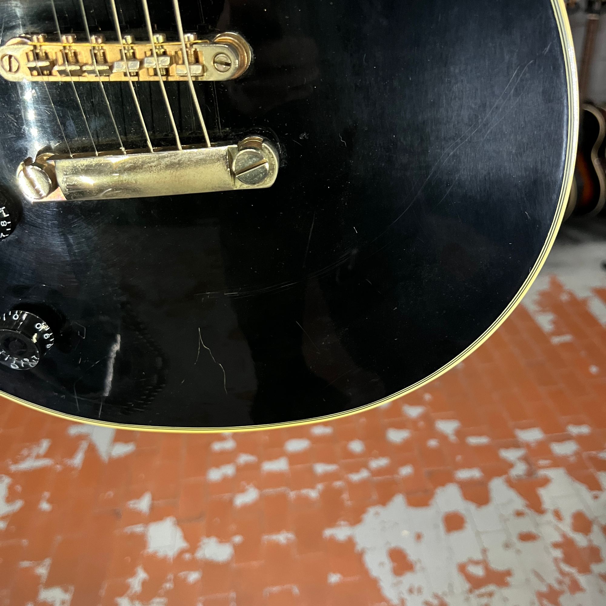 Epiphone Custom Les Paul Left Black Emg - Thumbnail 5
