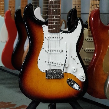 Fender Stratocaster Standard Mex Sunburst - Chitarre Chitarre - Elettriche