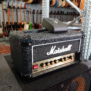 MARSHALL DSL 1 H + FOOTSWITCH
