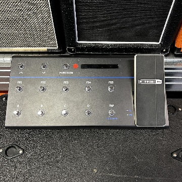 LINE6 FBV3 CONTROLLER