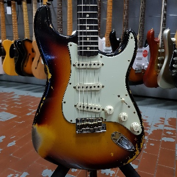 Fender Custom Shop Stratocaster 63 Sunburst Heavy Relic - Chitarre Chitarre - Elettriche