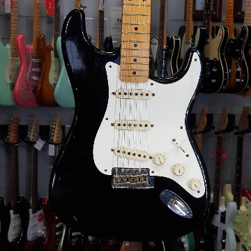 Fender Custom Shop 58 Stratocaster Journeyman Relic Black - Guitars Guitars - Solid Body Electric Guitars