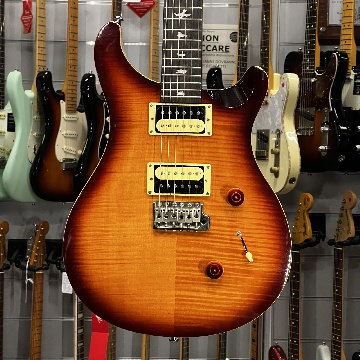 PRS SE CUSTOM 24 VINTAGE SUNBURST + BRASS BRIDGE