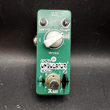 X VIVE UNDULATOR V16 TREMOLO STEREO