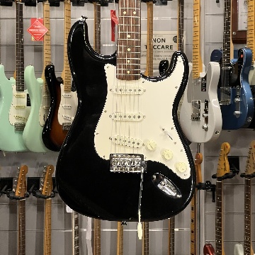 SQUIER VINTAGE MODIFIED STRATOCASTER 70 BLACK