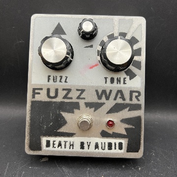 DEATH BY AUDIO FUZZ WAR