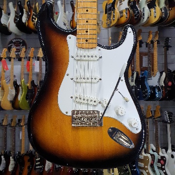 SQUIER CLASSIC VIBE 50 STRATOCASTER SUNBURST