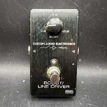 MXR MC 401 LINE BOOSTER