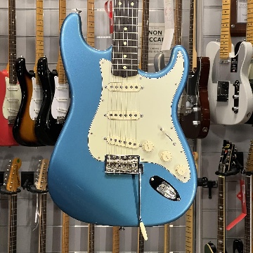 FENDER CLASSIC 60 STRATOCASTER LAKE PLACID BLUE RW