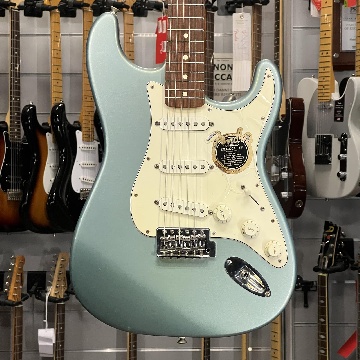 FENDER STRATOCASTER STANDARD MEX LAKE PLACID BLUE