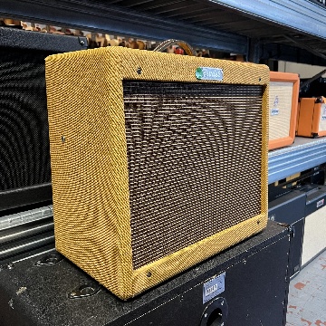 FENDER BLUES JUNIOR LACQUERED TWEED