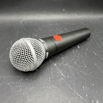 SHURE SM58 DYNAMIC MIC