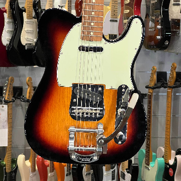 FENDER TELECASTER VINTERA 60 BIGSBY SUNBURST