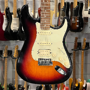 FENDER AMERICAN DELUXE STRATOCASTER HSS 3 COLOR SUNBURST 2014