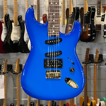 CHARVEL JAKE E LEE SIGNATURE PRO-MOD SAN-DIMAS STYLE 1 HSS HT RW BLUE BURST